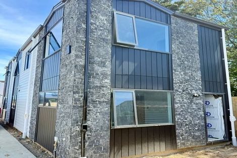 Photo of property in 2 Woolfield Road, Papatoetoe, Auckland, 2025