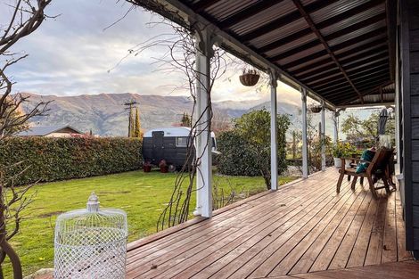 Photo of property in 54 Hedditch Street, Wanaka, 9305