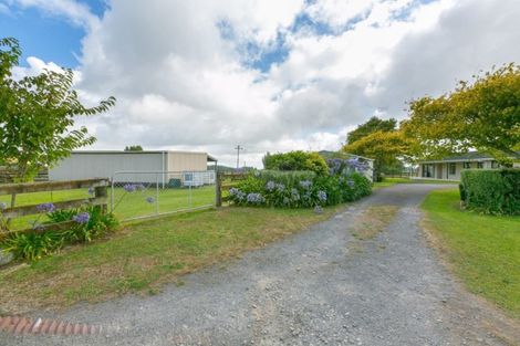 Photo of property in 15 Alfred Road, Egmont Village, New Plymouth, 4371