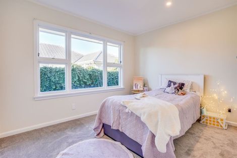 Photo of property in 5 Burnside Crescent, Burnside, Christchurch, 8053