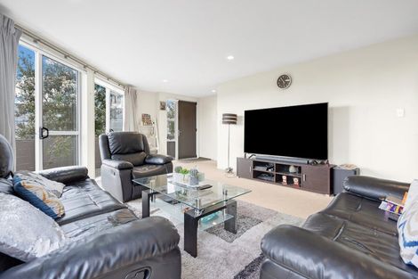 Photo of property in 3/1 Gracechurch Drive, Flat Bush, Auckland, 2016