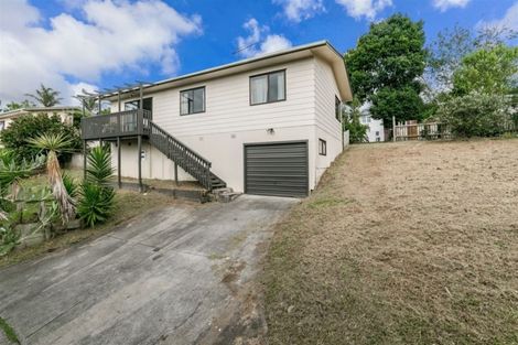 Photo of property in 14 Arde Place, Massey, Auckland, 0614