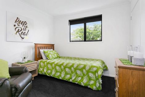 Photo of property in 27 Plescher Crescent, Leamington, Cambridge, 3432