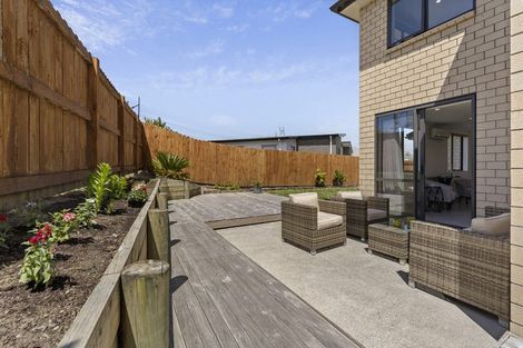 Photo of property in 1 Sauterne Road, Kumeu, 0810