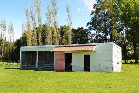 Photo of property in 219 Mangaroa Road, Bridge Pa, Hastings, 4174