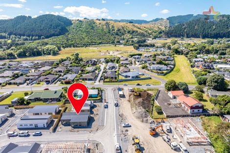 Photo of property in 4 Rotoiti Place, Paraparaumu, 5032