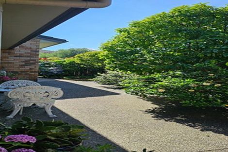 Photo of property in 4 Oswald Close, Flat Bush, Auckland, 2016