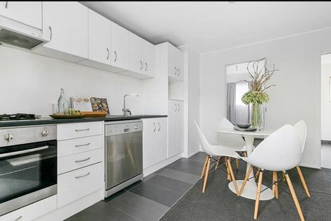 Photo of property in 2/17 Luke Street, Otahuhu, Auckland, 1062