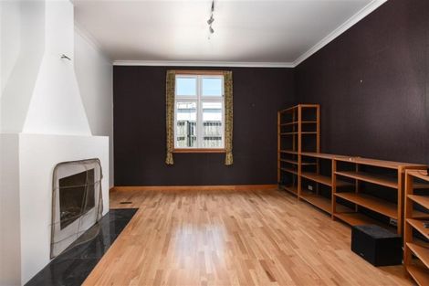 Photo of property in 10 Taylor Street, Green Island, Dunedin, 9018