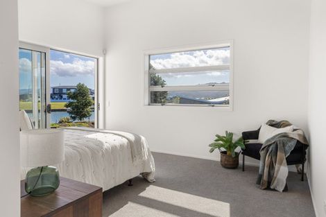 Photo of property in 16 Vanita Drive, Whitianga, 3510
