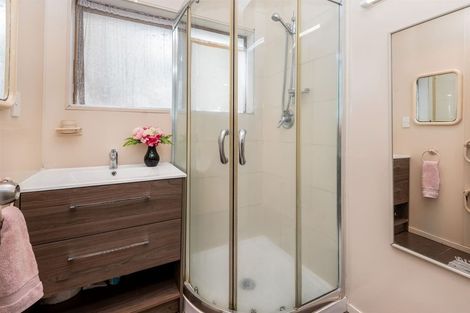 Photo of property in 2/140 Bucklands Beach Road, Bucklands Beach, Auckland, 2012