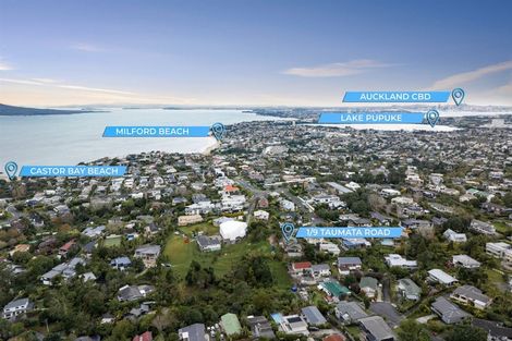 Photo of property in 1/9 Taumata Road, Castor Bay, Auckland, 0620
