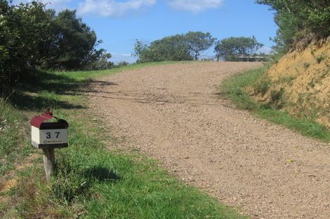 Photo of property in 37 Garratt Road, Waiheke Island, 1971