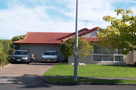 Photo of property in 20 Carriage Close, Northpark, Auckland, 2013