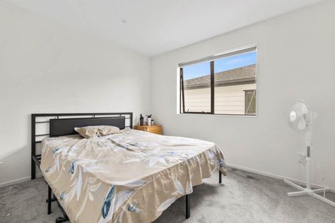 Photo of property in 25 Woven Place, Karaka, Papakura, 2113