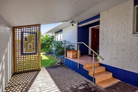 Photo of property in 30 Truby King Street, Merrilands, New Plymouth, 4312