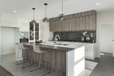 Photo of property in 17 Emerald Avenue, Rosehill, Papakura, 2113