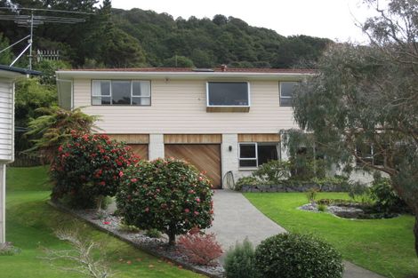 Photo of property in 14 Northcote Street, Wainuiomata, Lower Hutt, 5014