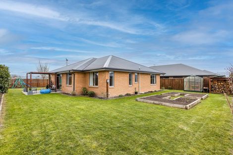 Photo of property in 8 Awarua Road, Pegasus, 7612