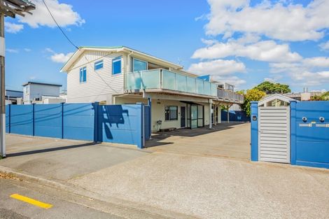 Photo of property in 5 Beach Road, Plimmerton, Porirua, 5026