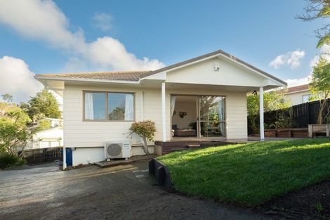 Photo of property in 25 Loughanure Place, Massey, Auckland, 0614
