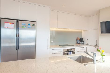 Photo of property in 150 Aberdeen Road, Campbells Bay, Auckland, 0620