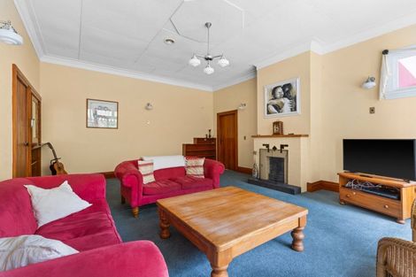 Photo of property in 11 Thompson Road, Bluff Hill, Napier, 4110