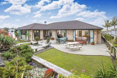 Photo of property in 26 Brittany Drive, Henderson, Auckland, 0612