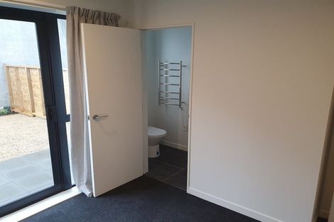 Photo of property in 35 John Street, Stokes Valley, Lower Hutt, 5019