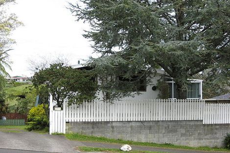 Photo of property in 21 Cumberland Street, Merrilands, New Plymouth, 4312