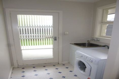 Photo of property in 1/12 Halton Street, Strowan, Christchurch, 8052