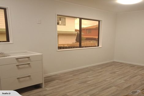 Photo of property in 4/107 Hutchinson Avenue, New Lynn, Auckland, 0600