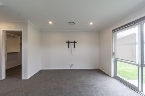 Photo of property in 25 Keerangi Place, Rototuna North, Hamilton, 3210