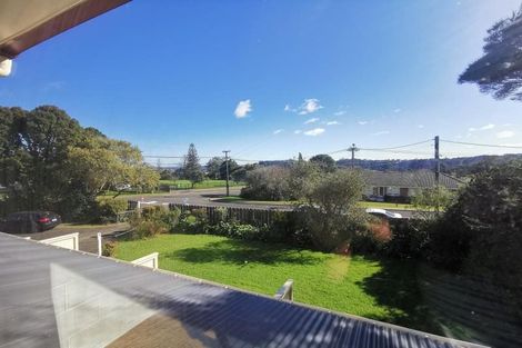 Photo of property in 3/41a Tramway Road, Beach Haven, Auckland, 0626