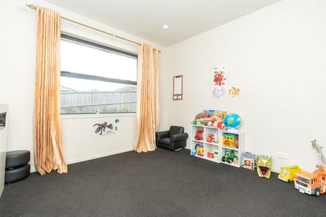 Photo of property in 5 Vantage Place, Flagstaff, Hamilton, 3210