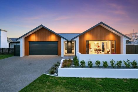 Photo of property in 6 Sarcodia Place, Papamoa Beach, Papamoa, 3118