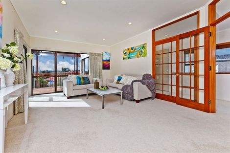 Photo of property in 465 Beach Road, Murrays Bay, Auckland, 0630