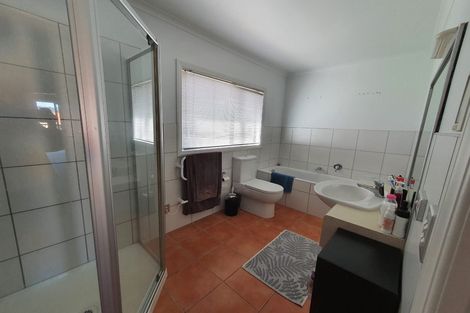 Photo of property in 44 Parkwood Crescent, Gulf Harbour, Whangaparaoa, 0930