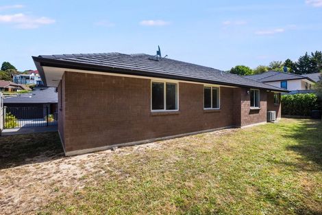 Photo of property in 34 Mooring Close, Whitby, Porirua, 5024