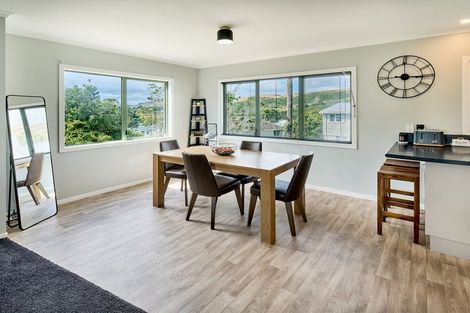 Photo of property in 123 Bedford Street, Cannons Creek, Porirua, 5024