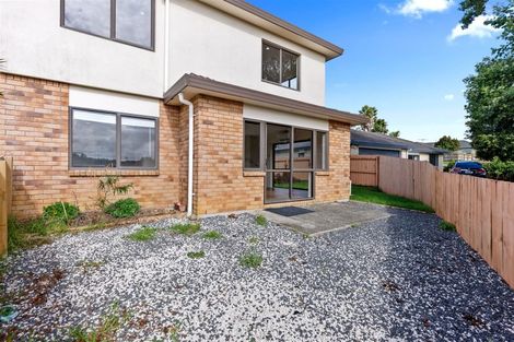 Photo of property in 27 Mt Lebanon Crescent, The Gardens, Auckland, 2105