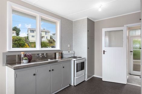 Photo of property in 18 Aparangi Crescent, Elsdon, Porirua, 5022