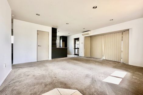 Photo of property in 672 Te Atatu Road, Te Atatu Peninsula, Auckland, 0610