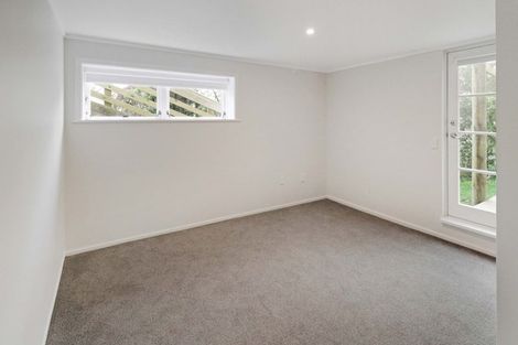 Photo of property in 16 Whaui Street, Vogeltown, Wellington, 6021