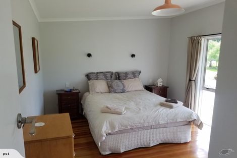 Photo of property in 801 Martinborough Masterton Road, Longbush, Masterton, 5884