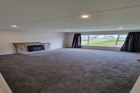 Photo of property in 172 Wellington Road, Wainuiomata, Lower Hutt, 5014