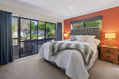 Photo of property in 24 Coventry Way, Long Bay, Auckland, 0630
