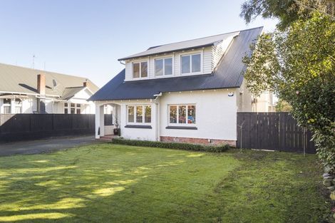 Photo of property in 15 Chaytor Street, West End, Palmerston North, 4410