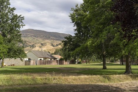 Photo of property in 14 Carrick Place, Cromwell, 9310