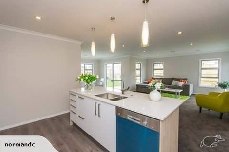 Photo of property in 94 Endeavour Drive, Whitby, Porirua, 5024